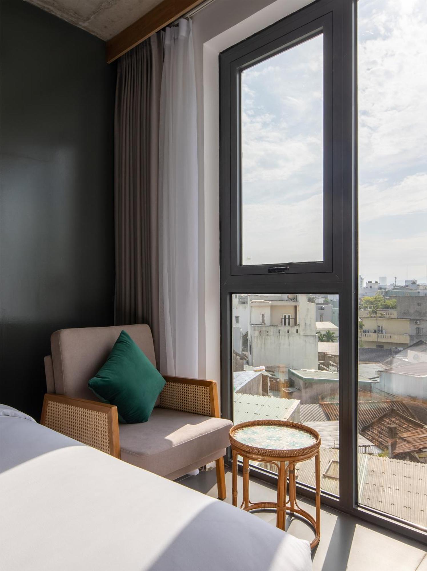 Leaf Beachfront Hotel Da Nang Exterior photo