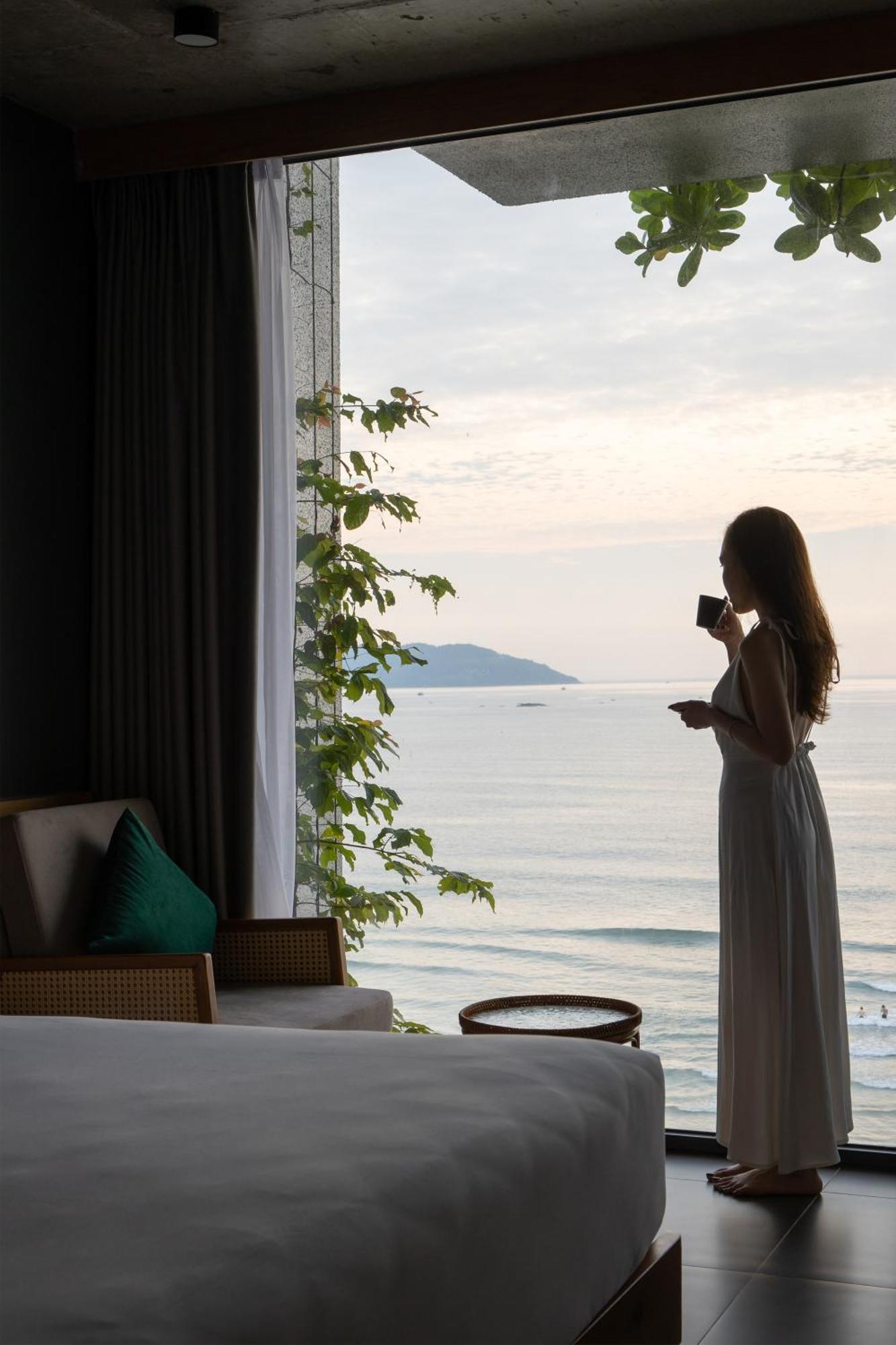 Leaf Beachfront Hotel Da Nang Exterior photo