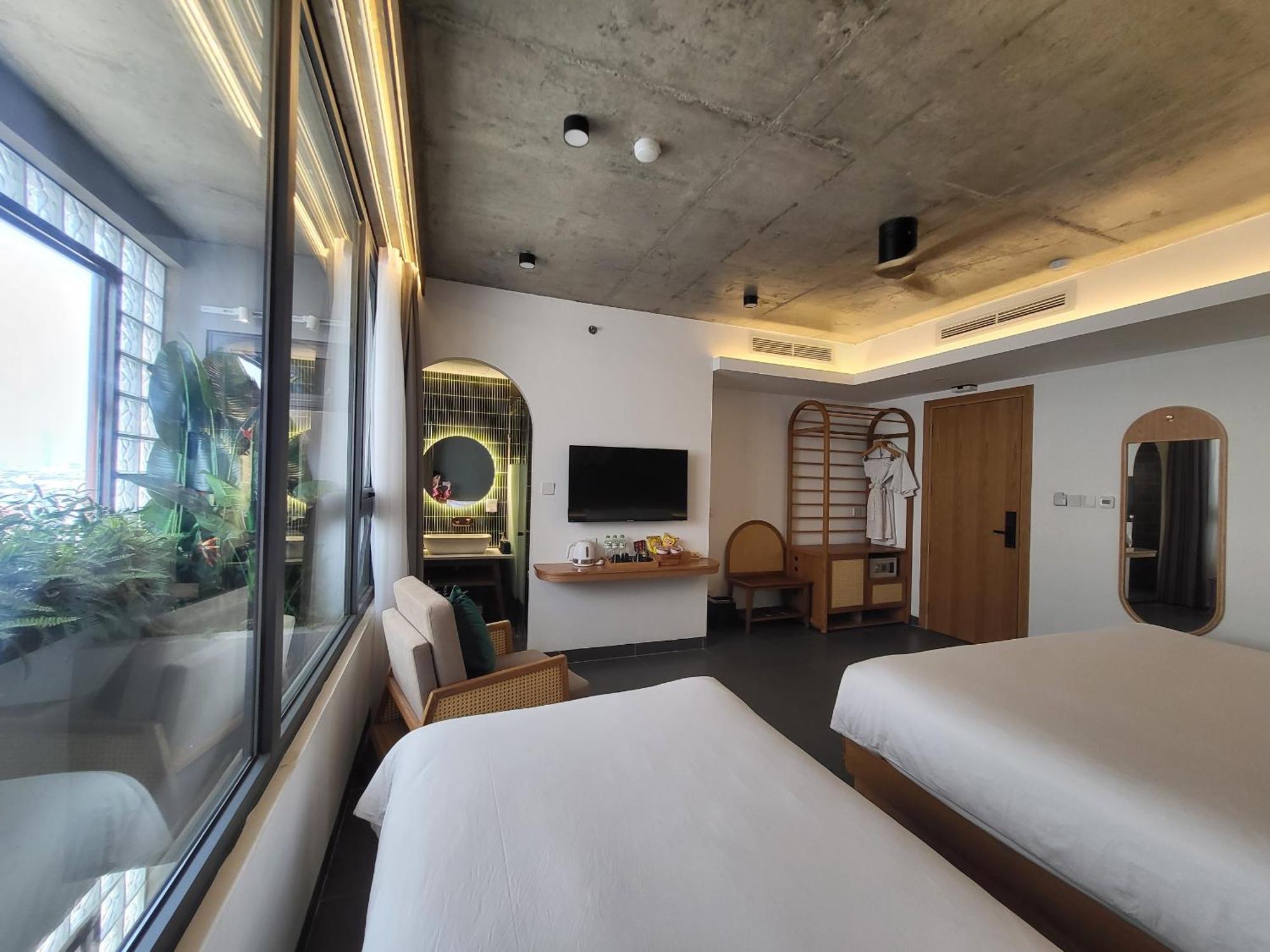 Leaf Beachfront Hotel Da Nang Exterior photo